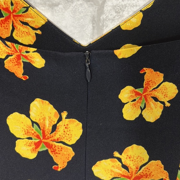 Escada floral silk spaghetti strap dress size 40 - Picture 5 of 9